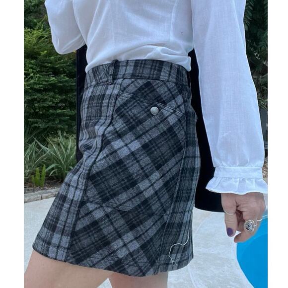 Eddie Bauer Dresses & Skirts - Eddie Bauer Wool Blend Plaid Mini Skirt